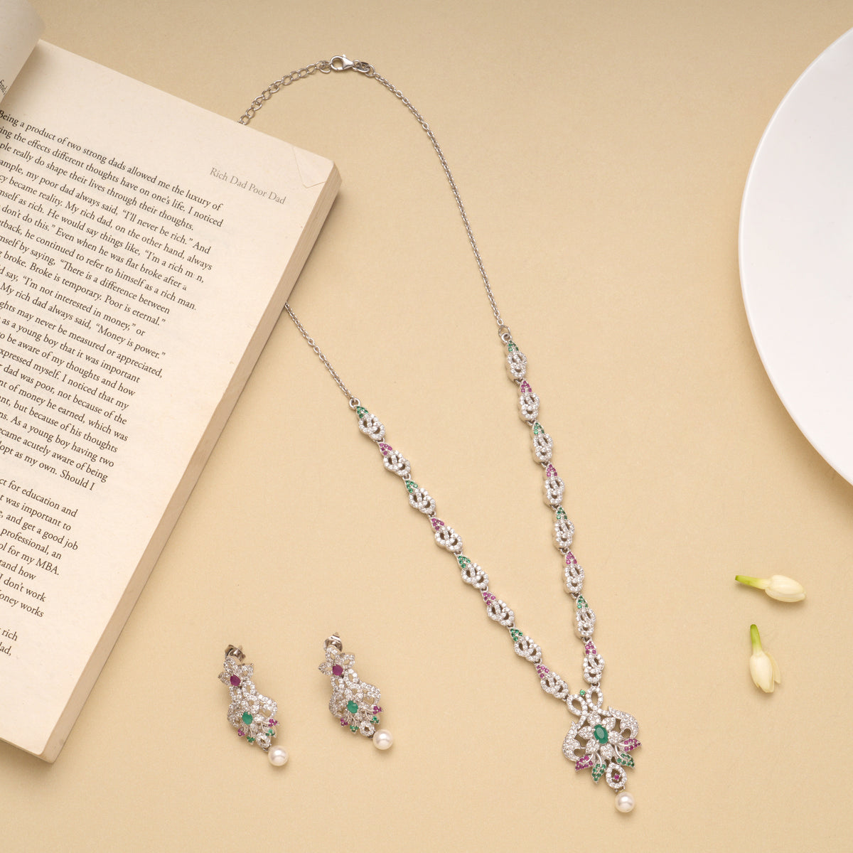 Sparkling Swarovski Floral Emerald Necklace Set