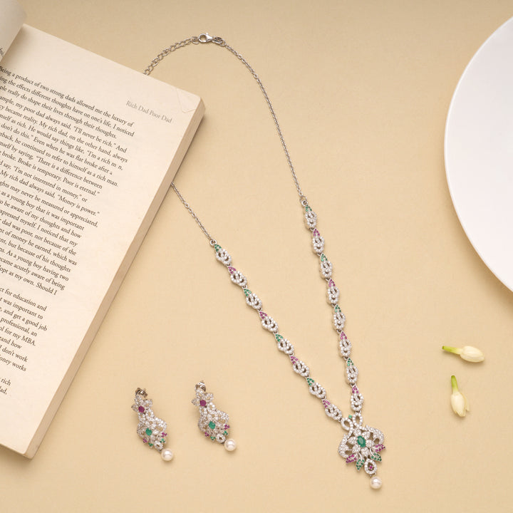 Sparkling Swarovski Floral Emerald Necklace Set