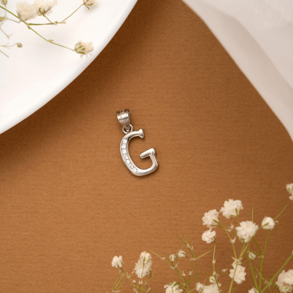 Elegant G Design Silver Pendant