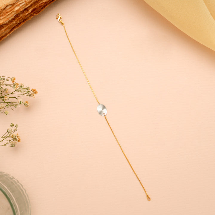 Elegant Center Plate Design Gold Women’s Bracelet