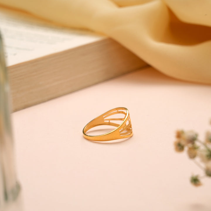 Fancy Tri Leaf Gold Ring