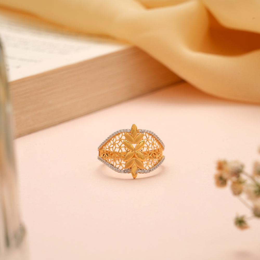 Fancy Leaf Floral Gold Ring