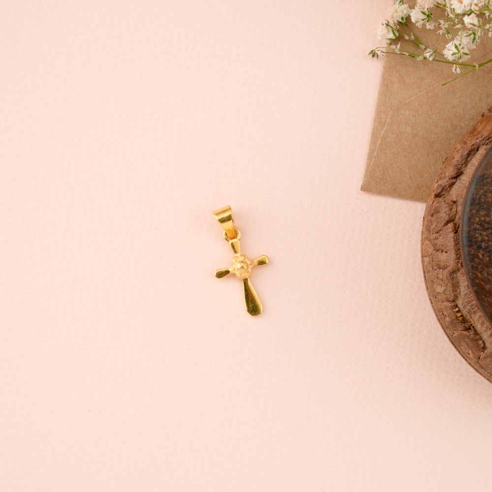Classic Gold Design Pendant