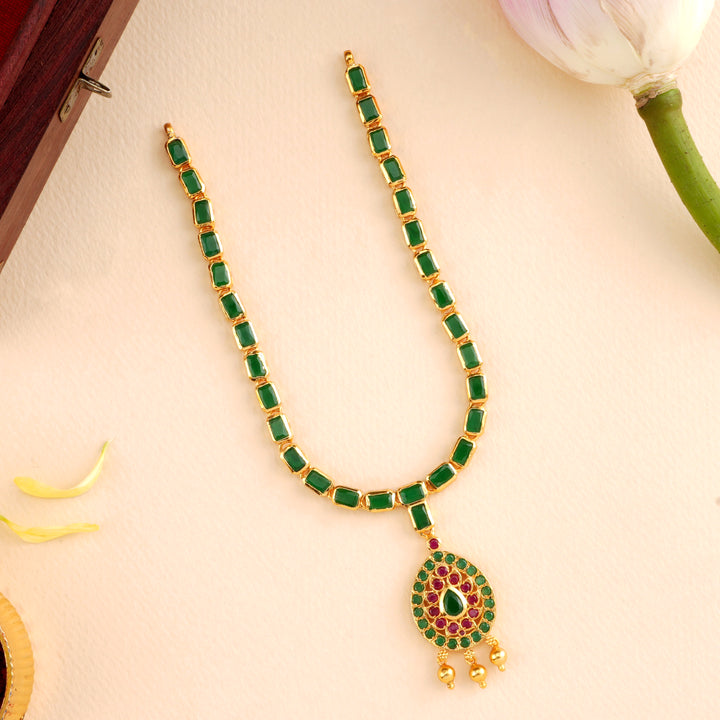Emerald Oval Stone Layer Necklace