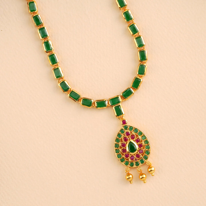 Emerald Oval Stone Layer Necklace
