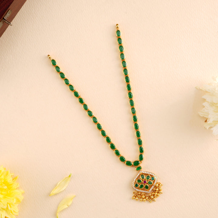 Dazzling Emerald Flower Inspired Layer Necklace