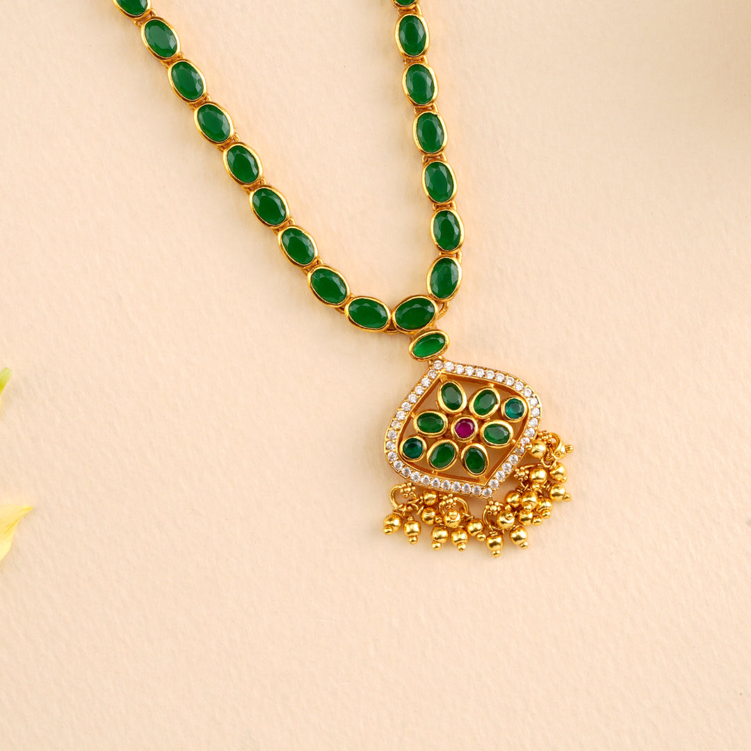 Dazzling Emerald Flower Inspired Layer Necklace