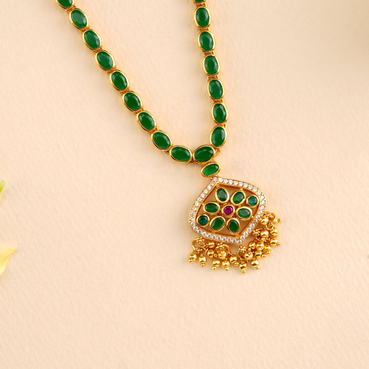 Dazzling Emerald Flower Inspired Layer Necklace