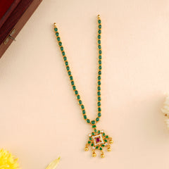 Stylish Emerald Blossom Step Necklace