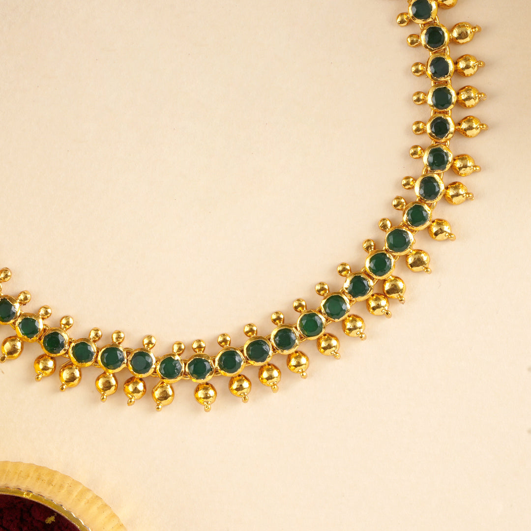 Emerald Round Cut Choker Necklace