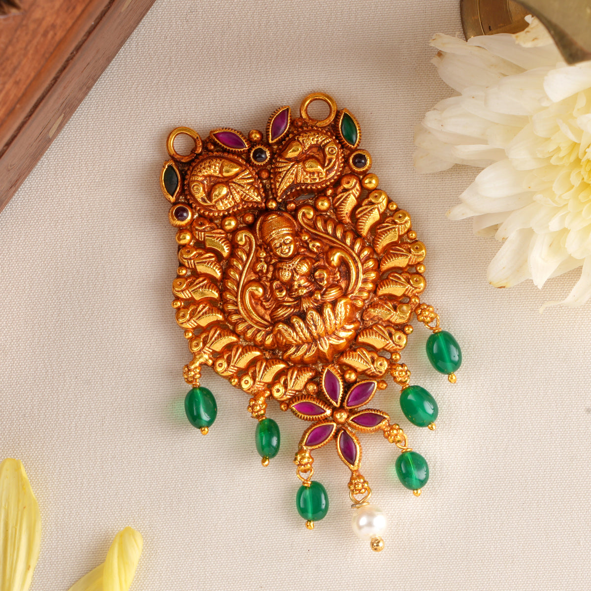 Precious Lakshmi Nagas with Emerald Pendant