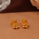 Dangling Floral Cluster Design Gold Side Stud