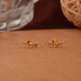 Sleek Vine Design Gold Side Stud