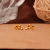 Sleek Arrow Design Gold Side Stud
