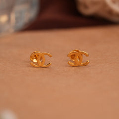 Interlocking Half Circle Gold Side Studs