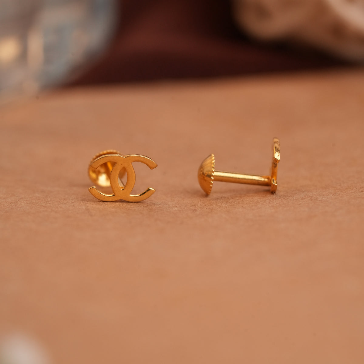 Interlocking Half Circle Gold Side Studs