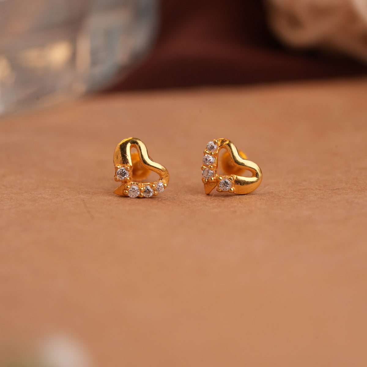 Sparkling Heart Gold Side Studs