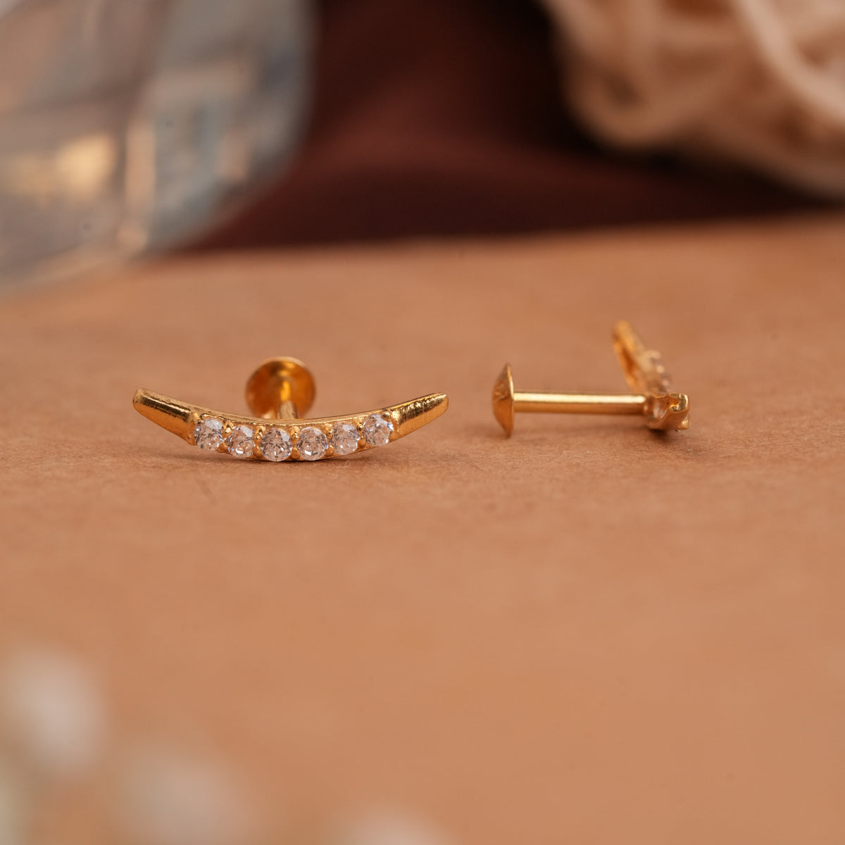 Minimalist Curved Bar Gold Side Studs