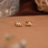 Gold curved vine side stud