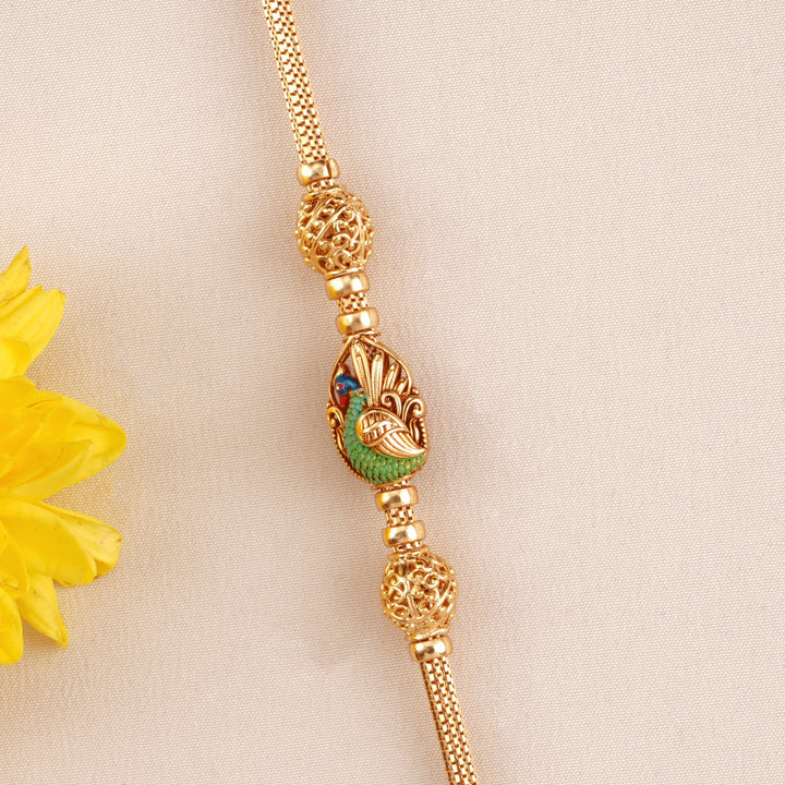 Shimmering Peacock Mugappu Chain