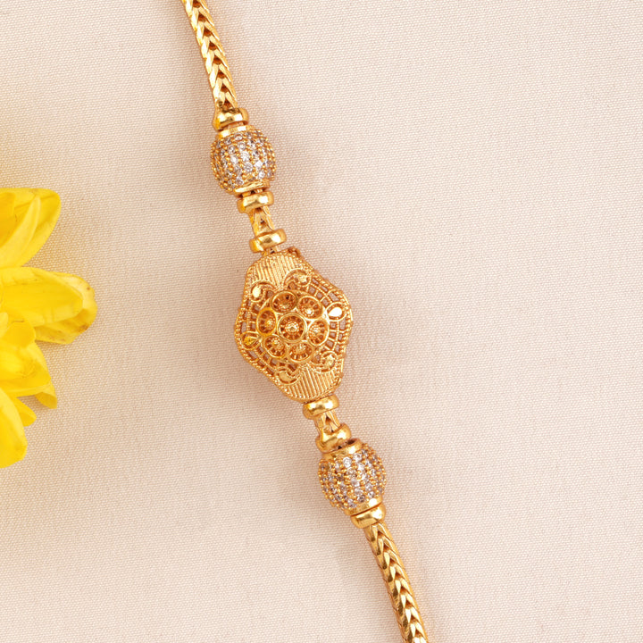 Radiant Charm Mugappu Chain