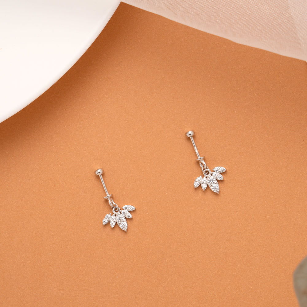 Dainty Cubic Floral Silver Koppu