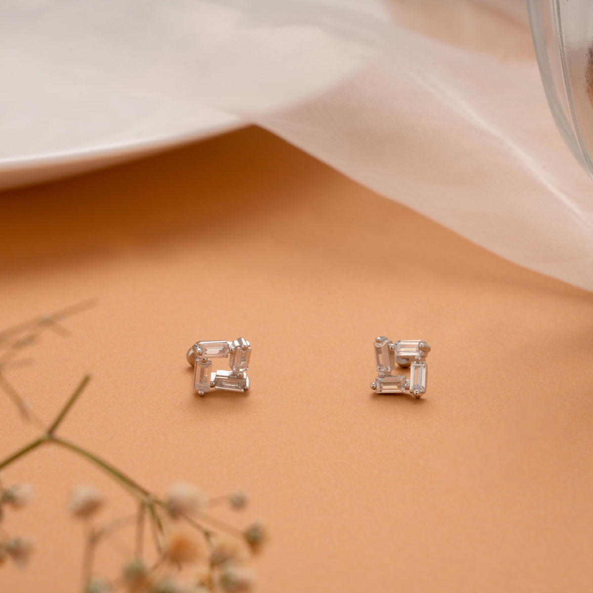 Crystal Baguette Stone Square Silver Koppu