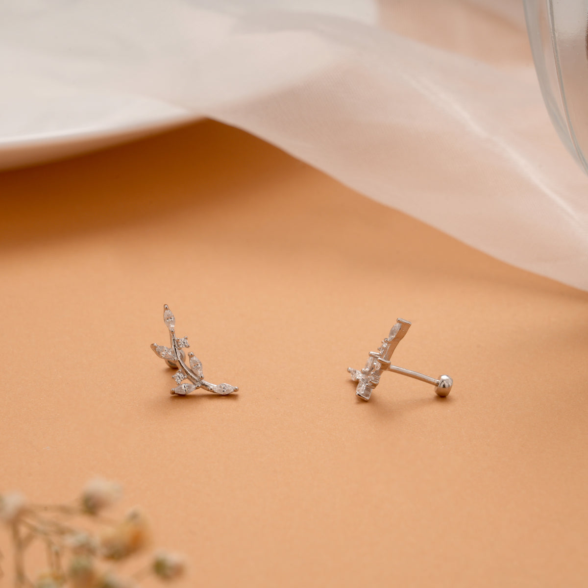Ethnic Leaf Crawler Silver Koppu