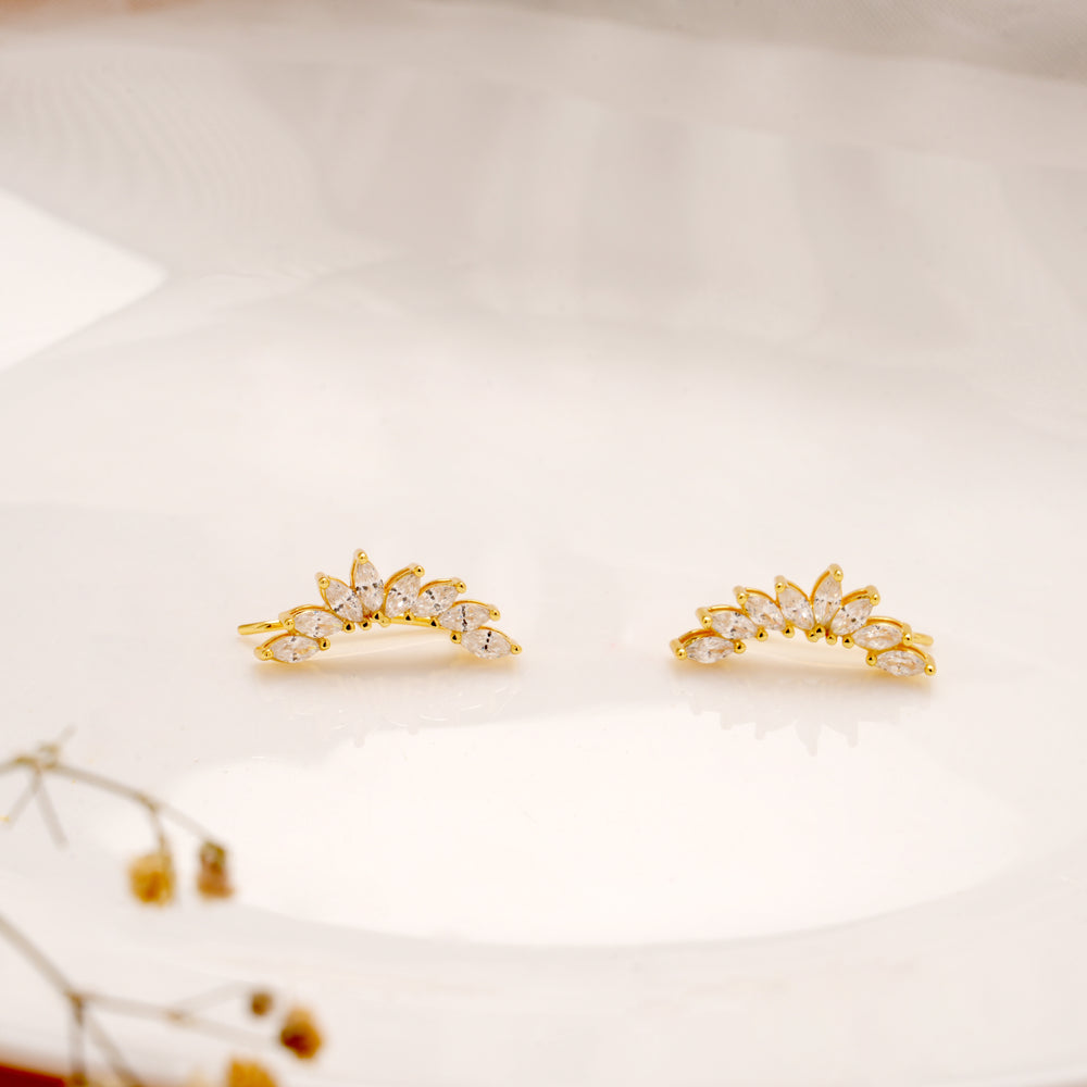 Minimalist Marquise Stone Golden Climber