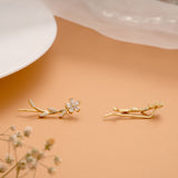 Lovely Blossom with Leaf Golden Ear Crawlers