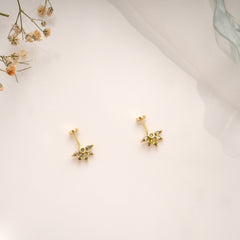 Beautiful Golden Green Leaf Flower Koppu