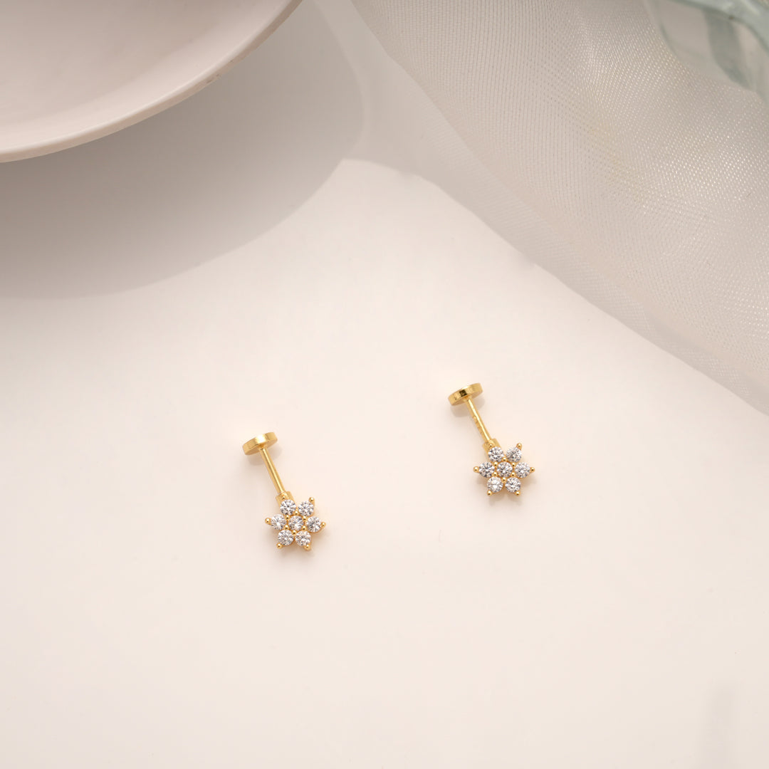 Dainty Daisy Gold Plated Koppu