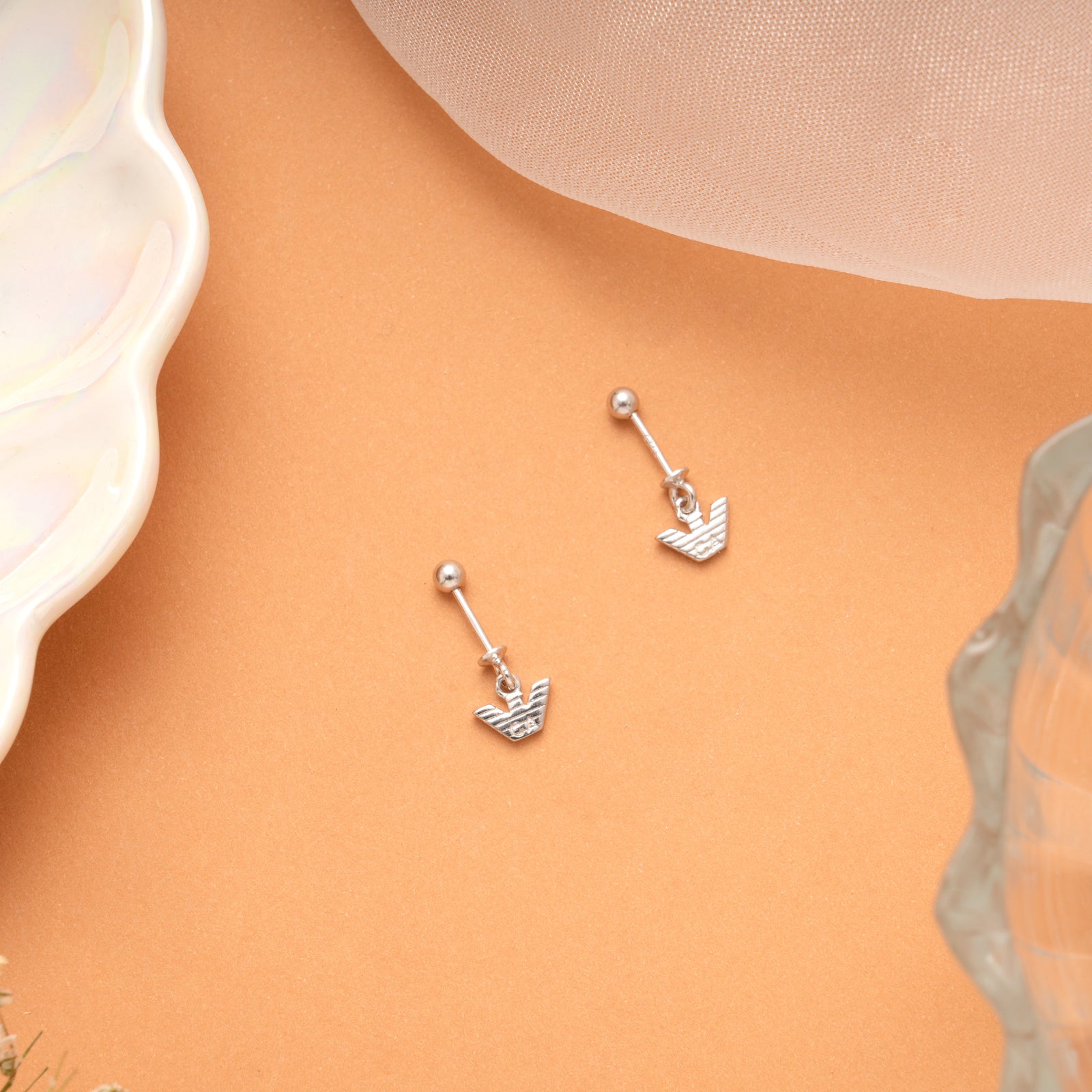 Minimalist V Shape Design Silver Koppu