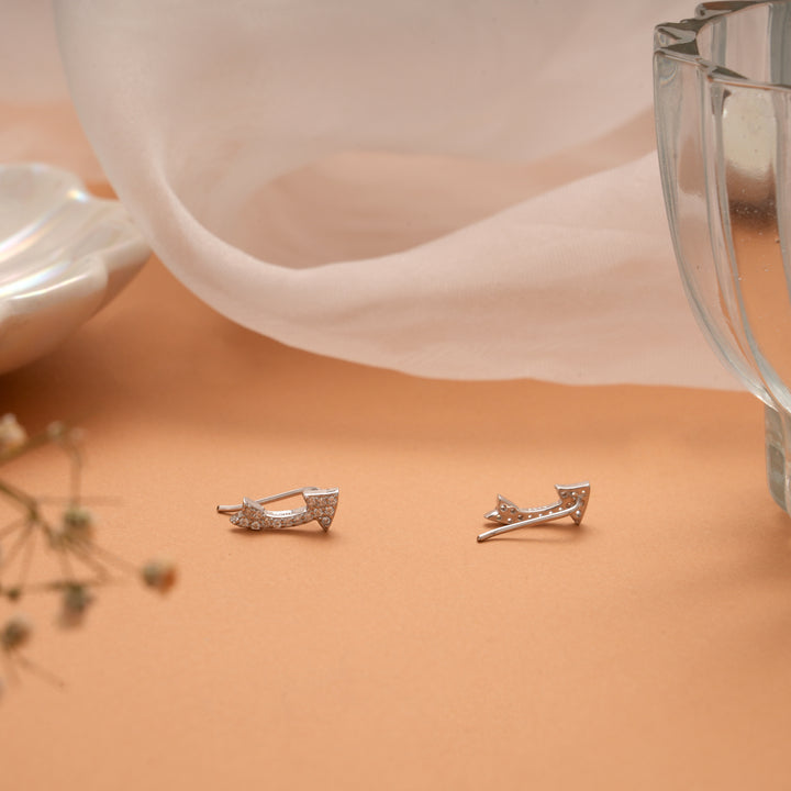 Minimal Arrow Design Silver Ear Cuff