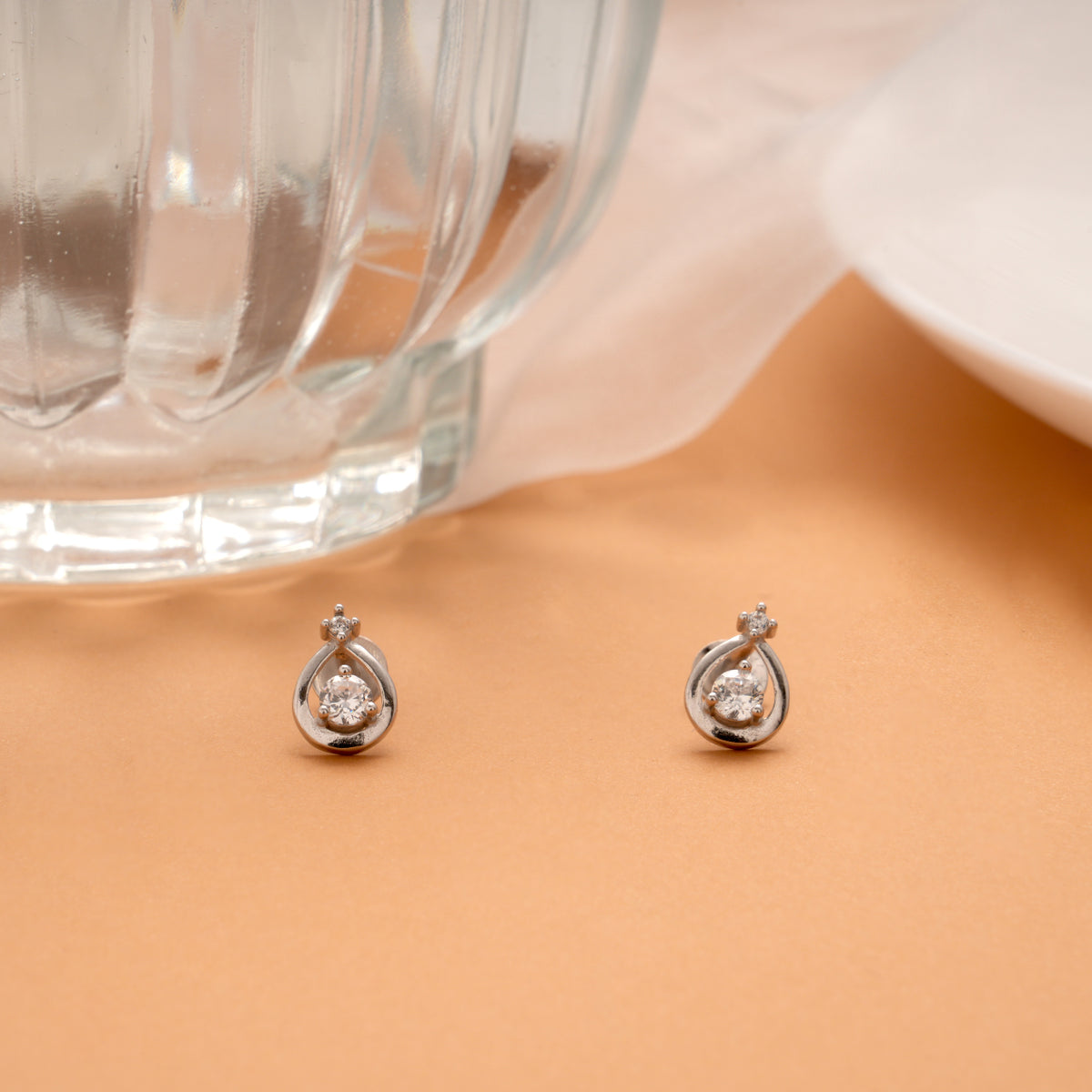 Minimal Pear Shape Silver Stud