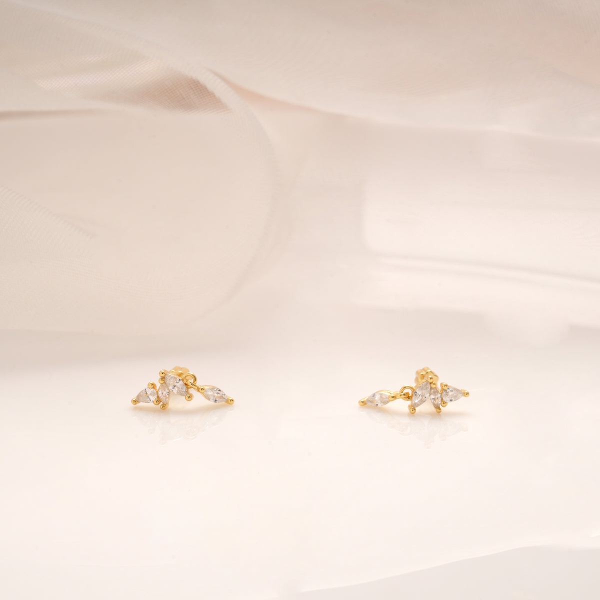 Marquise Cut Design Golden Side Stud