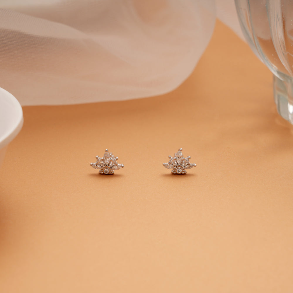 Minimalist Crown Design Silver Side Stud