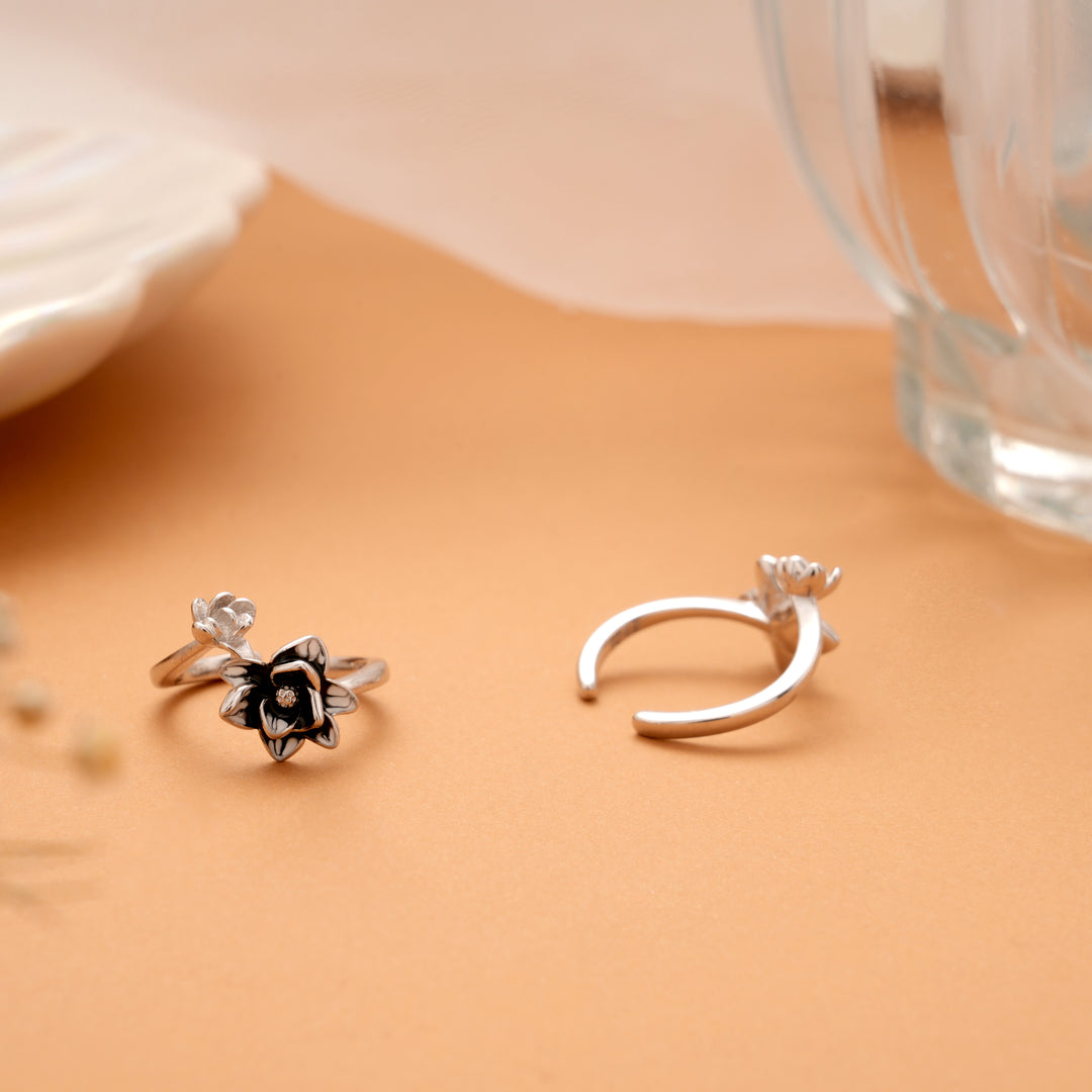 Blooming Rose Flower Silver Toe Ring