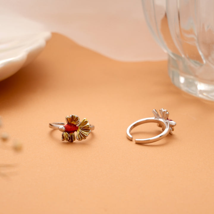 Regal Red Fish Enamel Silver Toe Ring