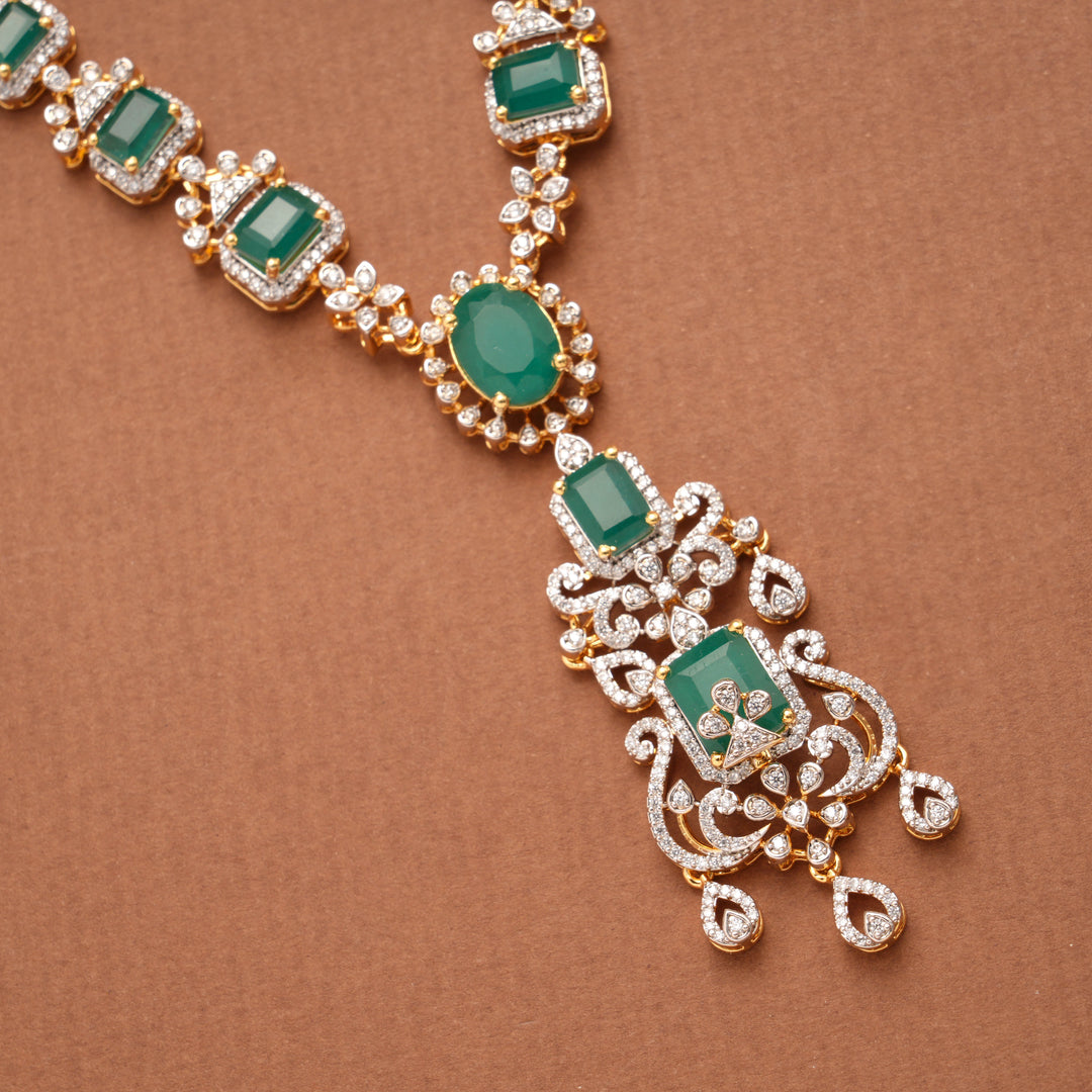 Elegant Emerald Floral Design Golden Necklace