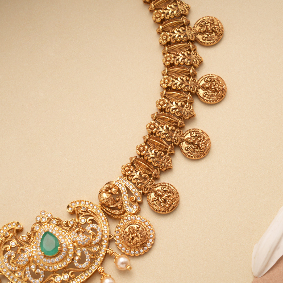 Royal Flower Design Lakshmi Amman Golden Necklace