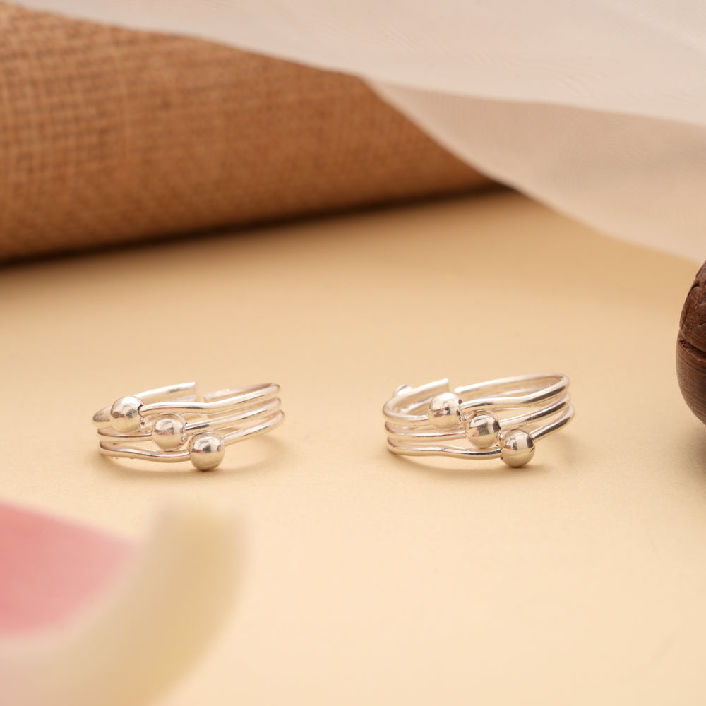 Modern Ball Design Silver Toe Ring