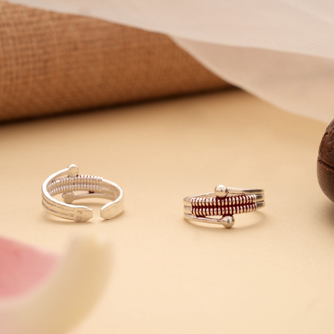 Cute Spiral Design Enamel Silver Toe Ring