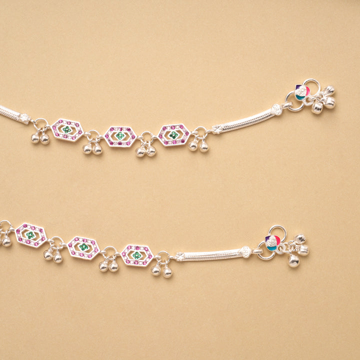 Classic Halo Pattern Stone Silver Anklet
