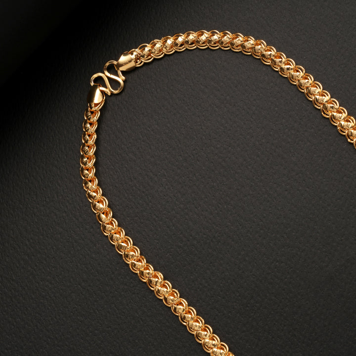 Bold Lotus Design Link Golden Chain
