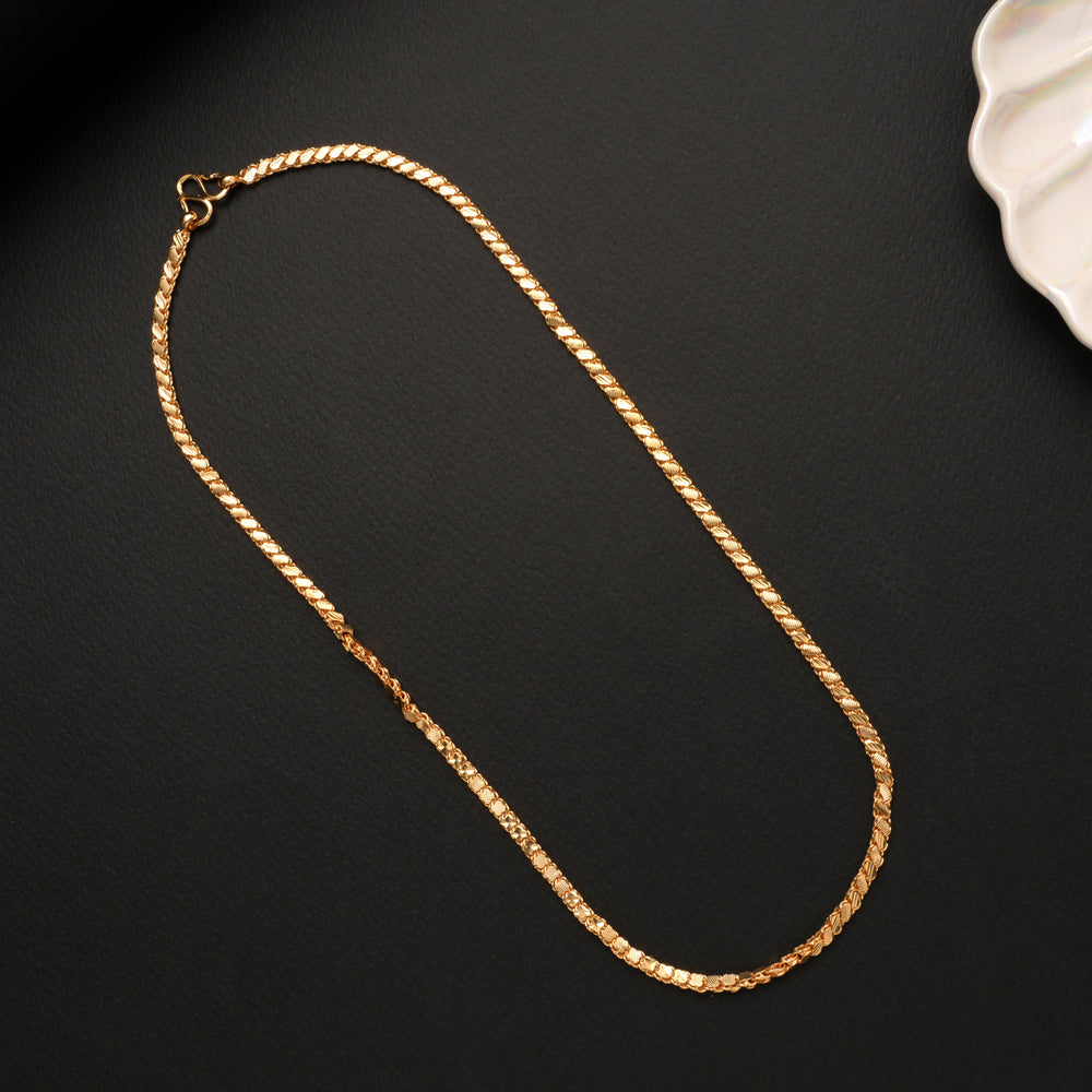 Tiny Lotus Pattern Golden Chain
