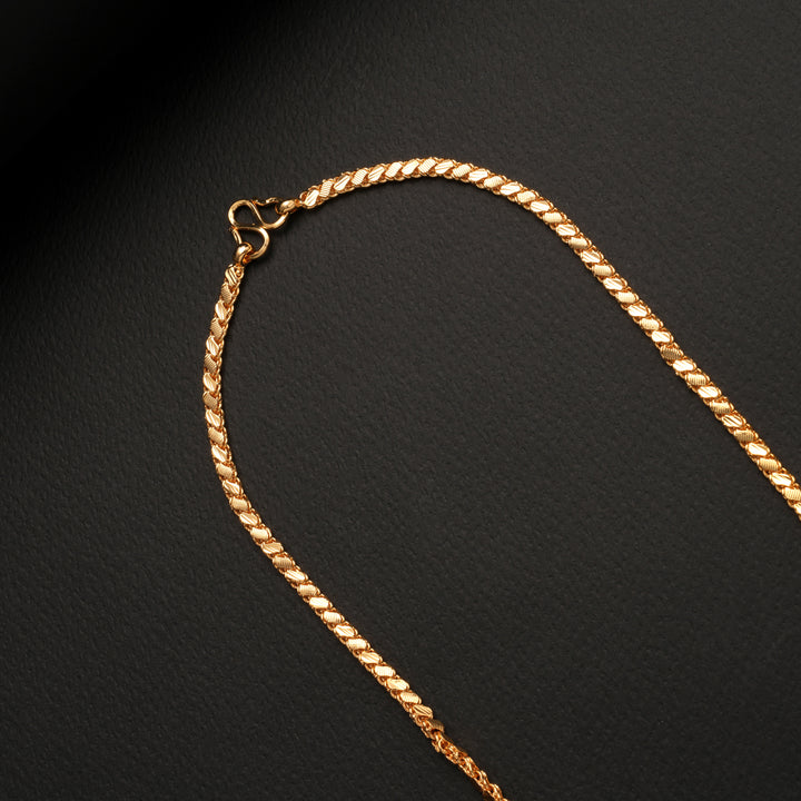 Tiny Lotus Pattern Golden Chain