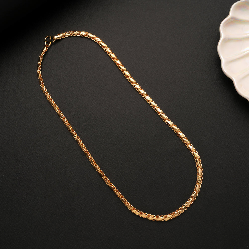 Bold Halo Pattern Golden Chain