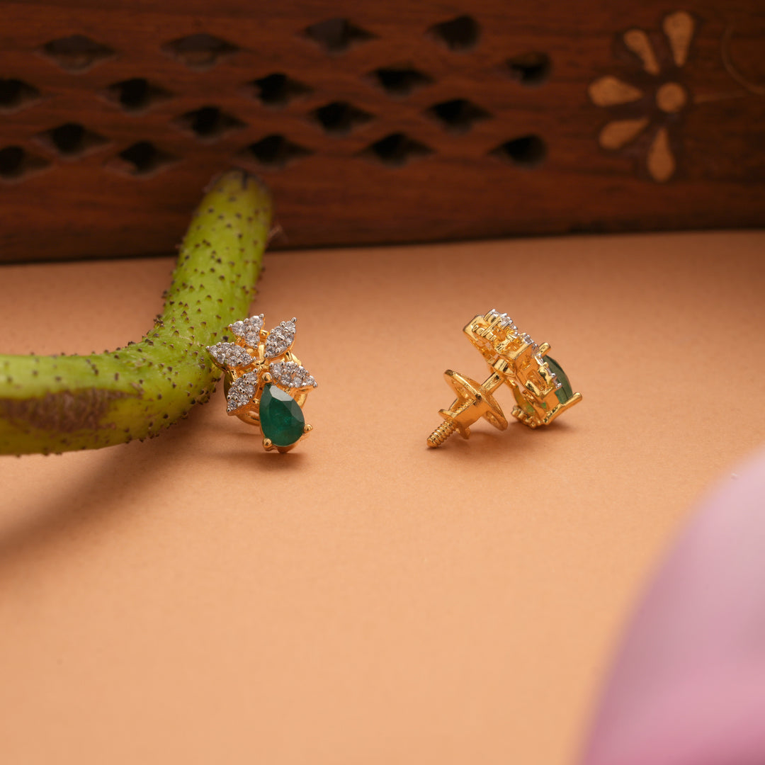 Elegant Emerald Pear Shape Swarovski Golden Earrings