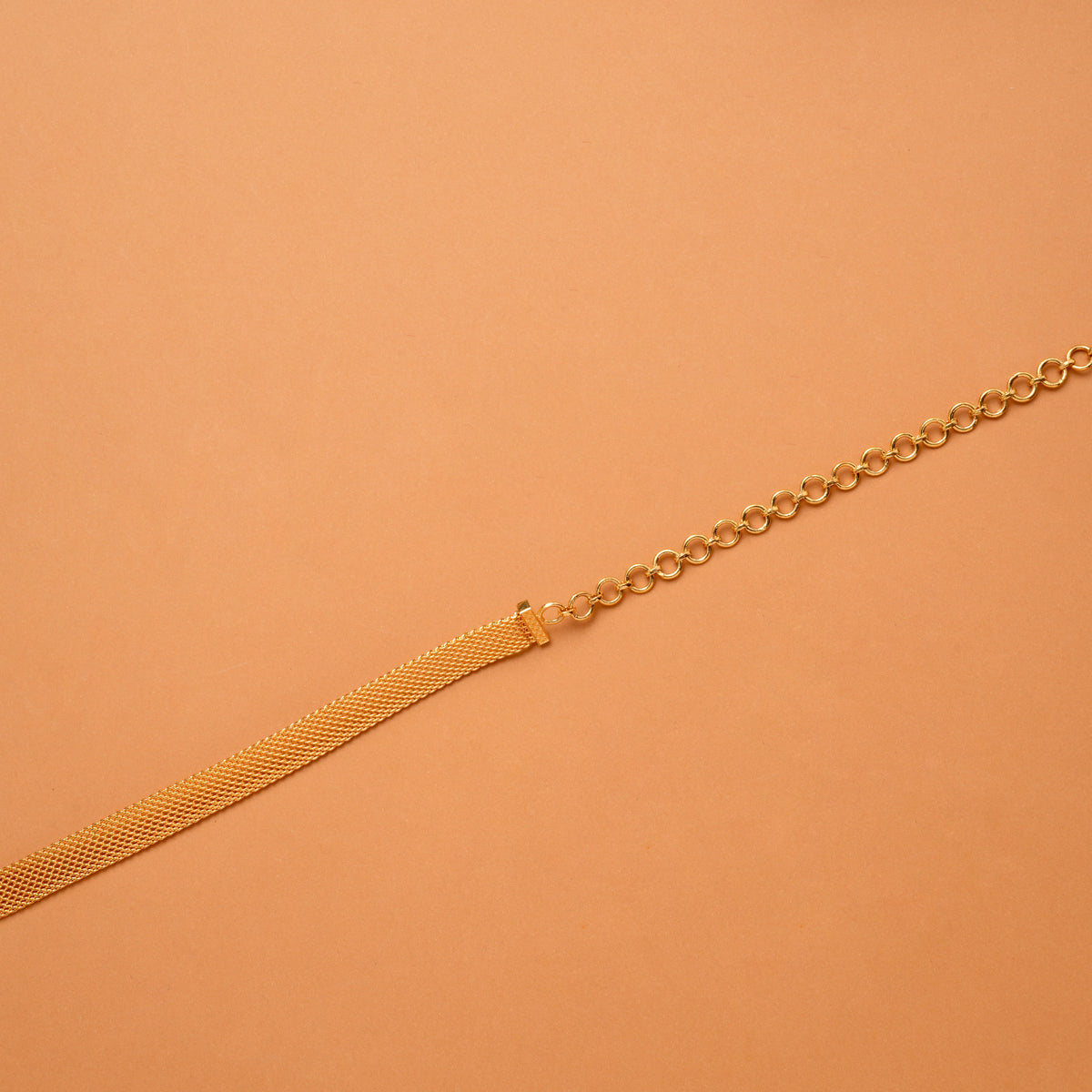 Elegant Emerald Design Pearl Drops Golden Hip Belt